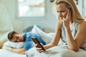 reduces stress through thermomassage